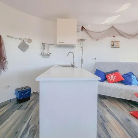 Ferienwohnung Fur 4 Personen Ca 45 Qm In Novigrad, Istrien Istrische Riviera - B44557 Apartmán *